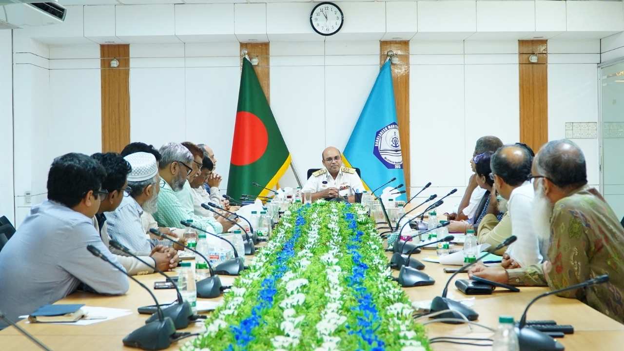 "দেশের চাহিদা পূরণে নিজেদের ইলিশের মজুত রক্ষা করতে হবে”—বাংলাদেশ মেরিটাইম ইউনিভার্সিটি উপাচার্য