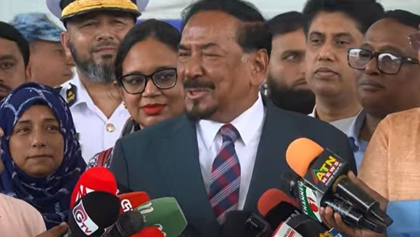 দেশে ফিরেছেন স্পিকার হাফিজ উদ্দিন আহমদ