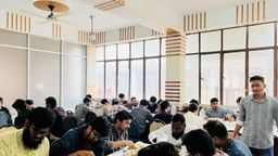 ঈদেও ক্যাম্পাস ছাড়েননি বিসিএস পরীক্ষার্থীরা, আনন্দ ভাগাভাগি করল বাকৃবি ছাত্রদল