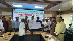 টুঙ্গিপাড়ায় বর্ণাঢ্য আয়োজনে জাতীয় পল্লী উন্নয়ন দিবস পালিত
