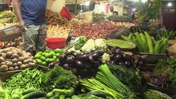 রমজানের শুরুতে গোপালগঞ্জে নিত্যপণ্যের বাজারে উত্তাপ