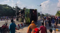 গোপালগঞ্জে পৃথক সড়ক দুর্ঘটনায় ২জন নিহত, আহত ৫