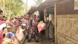 দেশ রক্ষার পাশাপাশি মানবতার সেবায় নাইক্ষ্যং ব্যাটালিয়ন