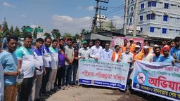 কর্ণফুলীর মইজ্জ্যারটেকে পরিচ্ছন্নতা অভিযান, ডেঙ্গু প্রতিরোধে সচেতনতার আহ্বান