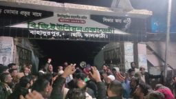 নলছিটিতে যুবলীগ নেতার বিএনপিতে যোগদান ঘিরে বিএনপির দুই গ্রুপের মধ্যে ধাওয়া–পাল্টা ধাওয়া