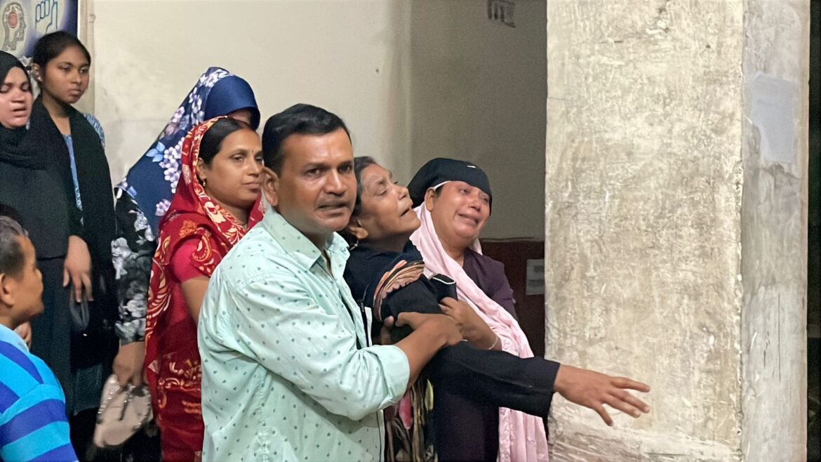 আজানে ‘ঘুমের ব্যাঘাত হচ্ছে’ অভিযোগের প্রতিবাদ করায় ছুরিকাঘাতে হত্যা