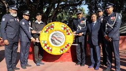 শহিদ বুদ্ধিজীবী দিবসে নীলফামারী জেলা পুলিশের শ্রদ্ধাঞ্জলি