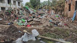 জান্তার বিমান হামলায় মিয়ানমারে ১৯ শিক্ষার্থী নিহত