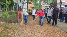 নড়াইলে ডেঙ্গু প্রতিরোধে ছাত্রদলের পরিষ্কার-পরিচ্ছন্নতা অভিযান