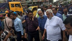 ঢাকা-সিলেট মহাসড়কে যানজট, ট্রাফিক ব্যবস্থাকে দুষলেন সড়ক ও সেতু উপদেষ্টা