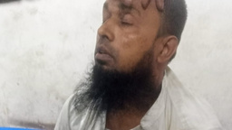 মাদ্রাসা শিক্ষকের বিরুদ্ধে ছাত্রীকে ধর্ষণের অভিযোগ, গণধোলাইয়ের পর পুলিশের সোপর্দ