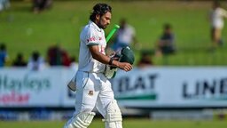 টেস্ট অধিনায়কত্ব থেকে সরে দাঁড়ালেন শান্ত