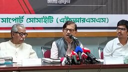কার্ডের রাজনীতি শ্রমিকের ভাগ্যোন্নয়ন কতটা নিশ্চিত করছে, প্রশ্ন মাহমুদুর রহমান মান্নার
