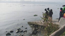 ঝালকাঠিতে নিখোঁজের আট ঘণ্টা পর সুগন্ধা নদীর পাড় থেকে নারীর মরদেহ উদ্ধার