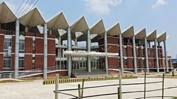 চিলাহাটিতে অব্যবহৃত শতকোটি টাকার অবকাঠামো, থমকে আছে সীমান্ত বানিজ্য