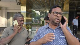 খুলনায় দুই সাংবাদিকের ওপর সন্ত্রাসী হামলা