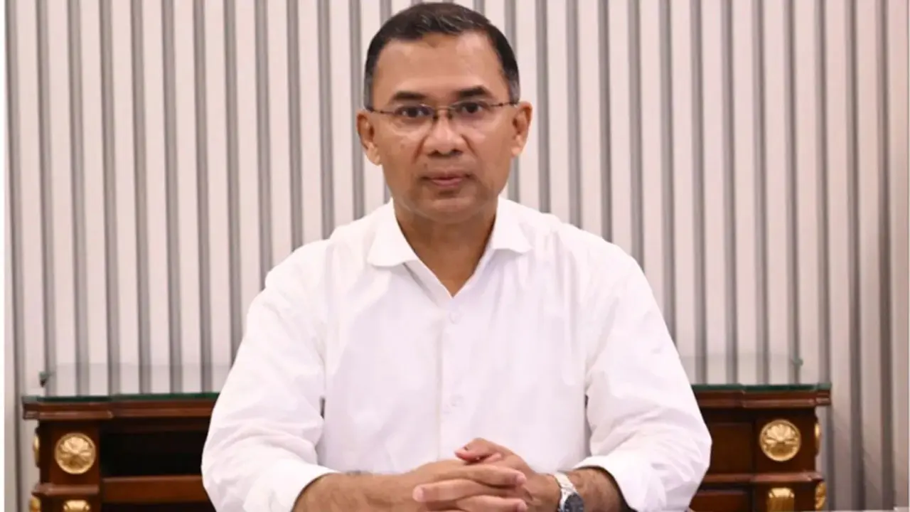 সরকারি অনুষ্ঠানের ব্যানার-বিলবোর্ডে প্রধানমন্ত্রীর ছবি ব্যবহার নিষিদ্ধ