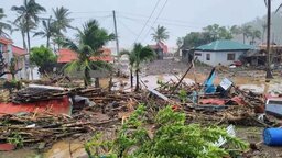 দুর্বল হয়ে পড়েছে সুপার টাইফুন ‘ফাং-ওং’, ফিলিপাইনে ৪ জনের মৃত্যু