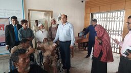 গোপালগঞ্জে প্রতিবন্ধীদের মাঝে সহায়ক উপকরণ বিতরণ করলেন জেলা প্রশাসক