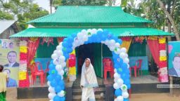 নেত্রকোনায় অসহায় নারীর পাশে বিএনপি, ঘর নির্মাণে আনন্দের জোয়ার