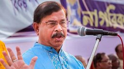 ঋণখেলাপির তালিকা থেকে মান্নার নাম বাদ, নির্বাচনের বাধা কাটলো