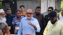 টুঙ্গিপাড়ায় পানিবন্দি ২ শতাধিক পরিবার, স্থায়ী সমাধানের আশ্বাস দিলেন এমপি জিলানী
