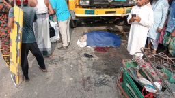 নোয়াখালী ট্রাক চাপায় কলেজ শিক্ষার্থীসহ নিহত ৬, সেই ট্রাক চালক আটক