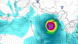 উত্তর বঙ্গোপসাগরে লঘুচাপ, চার সমুদ্রবন্দরে ৩ নম্বর সতর্ক সংকেত