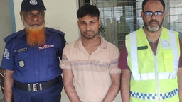 ফেনীর ফুলগাজীর আমজাদহাটে ১৮৬ পিস ইয়াবাসহ ১ জন গ্রেফতার।
