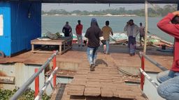 প্রতিবাদী কণ্ঠের প্রতি শ্রদ্ধা: নলছিটি লঞ্চ ঘাটের নতুন নাম শহীদ ওসমান হাদি