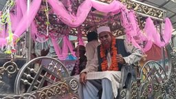 কেন্দুয়ায় মাদ্রাসা সুপার মো. বাদরুল আলমকে বর্ণাঢ্য বিদায় সংবর্ধনা