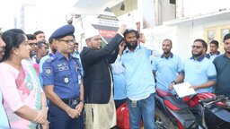 গোপালগঞ্জে নানা আয়োজনের মধ্যদিয়ে জাতীয় নিরাপদ সড়ক দিবস উদযাপিত