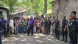 কালকিনিতে মাদ্রাসায় হাতবোমা বিস্ফোরণে ৪ শিক্ষার্থী আহত