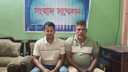 টুঙ্গিপাড়ায় ফেসবুক পোস্টের প্রতিবাদে বিএনপি-যুবদল নেতার সংবাদ সম্মেলন