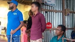 চুরির ঘটনায় যুবকের একেক সময় একেক নাম, ফাঁসানোর অভিযোগ