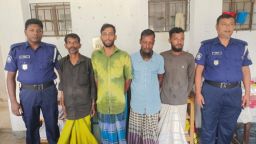 কুয়াকাটায় গাঁজা সেবনের দায়ে ৪ জনের কারাদণ্ড