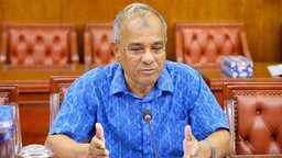 সড়ক অবরোধকারীদের কোনো ছাড় দেওয়া হবে না : স্বরাষ্ট্র উপদেষ্টা
