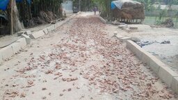 তেঁতুলিয়ায় ১২ কোটি টাকার সড়ক নির্মাণে অনিয়মের অভিযোগ