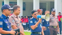 মেধা যোগ্যতা ও স্বচ্ছতার পরীক্ষায় নতুন পুলিশ নির্বাচনের যাত্রা গোপালগঞ্জে ক্যাডেট এএসআই নিয়োগ কার্যক্রমের ২য় দিন সম্পন্ন