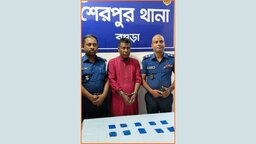 বগুড়ার শেরপুরে বাসে তল্লাশি চালিয়ে ২ হাজার পিস ইয়াবাসহ এক যাত্রী গ্রেফতার
