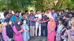 হল ছাড়ার নির্দেশনাকে প্রত্যাখ্যান করে ছয় দফা দাবি বাকৃবি শিক্ষার্থীদের