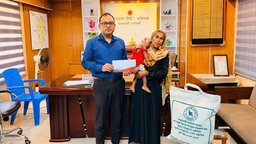 ব্রহ্মপুত্রের পাড়ে ঘন জঙ্গলে আমেনার ঝুপড়ি, অনাহার-অনিশ্চয়তার সঙ্গে বসবাস