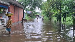 মহুরী নদীর পানি বাড়তে থাকায় নোয়াখালীতে বন্যার আশঙ্কা