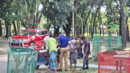 তেঁতুলিয়ায় নিউজ প্রকাশের পর টনক নড়লো কর্তৃপক্ষের, সহায়তা পেলেন সেই দম্পতি