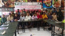 সাতক্ষীরায় রাউন্ড টেবিল বৈঠকে জলবায়ু সংকট মোকাবিলায় বহুপাক্ষিক অংশীদারিত্ব ও অভিযোজন জোরদারের ওপর গুরুত্বারোপ