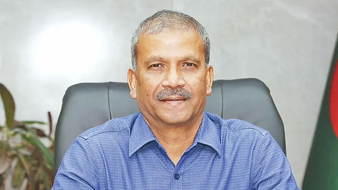 দ্রুতই গণভোটের সিদ্ধান্ত নেবেন প্রধান উপদেষ্টা