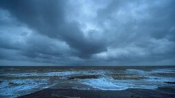 ৪৮ ঘণ্টার মধ্যে লঘুচাপের আশঙ্কা, টানা পাঁচ দিন হতে পারে ভারী বৃষ্টি