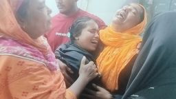 গোপালগঞ্জে ইজিবাইকের ধাক্কায় শিশুর মৃত্যু, চিকিৎসায় অবহেলার অভিযোগ স্বজনদের