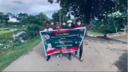 হেলমেট-মাস্ক পরে নলছিটিতে নিষিদ্ধ ছাত্রলীগের ঝটিকা মিছিল