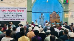 জবির প্রতিষ্ঠাতা বেগম খালেদা জিয়ার সুস্থতা কামনা করে দোয়া